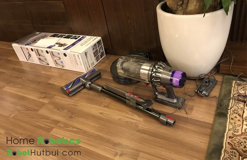 máy hút bụi Dyson Outsize